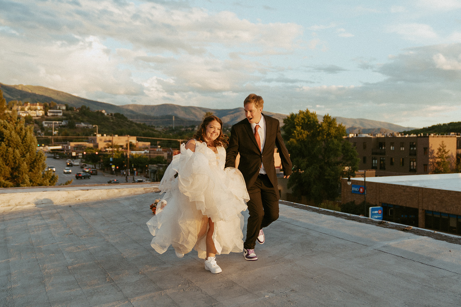 steamboat wedding ceremony on the old town pub rooftop 