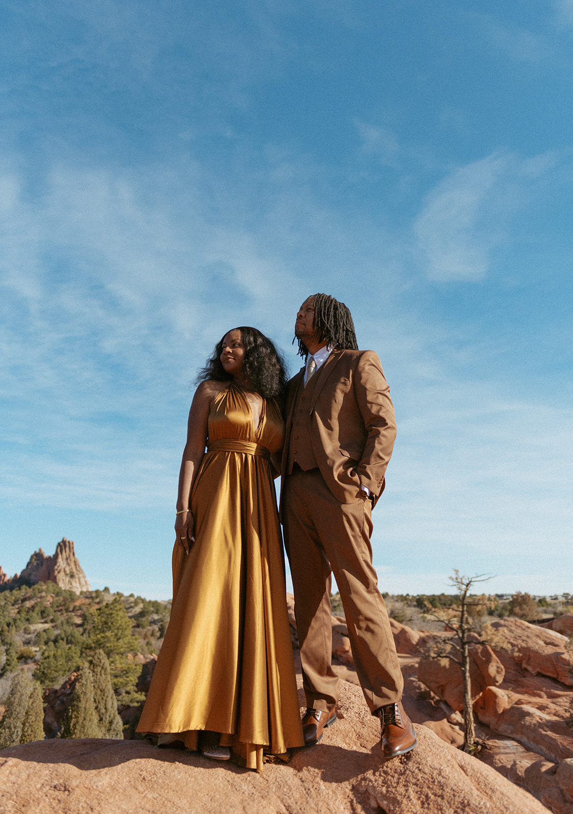 anniversary photos at garden of the gods